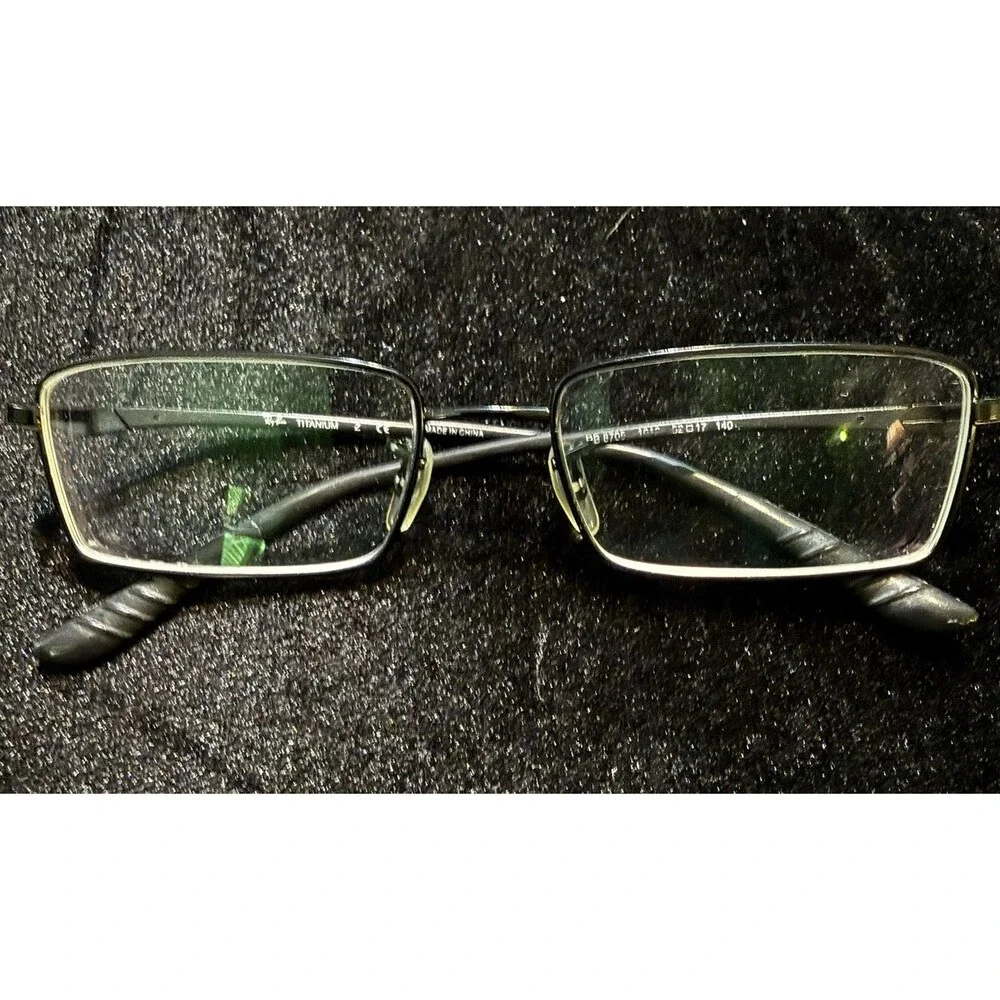 Ray‑Ban RB8705 1012 Titanium Eyeglass Frames 52‑17‑140 Matte Black w/ Case